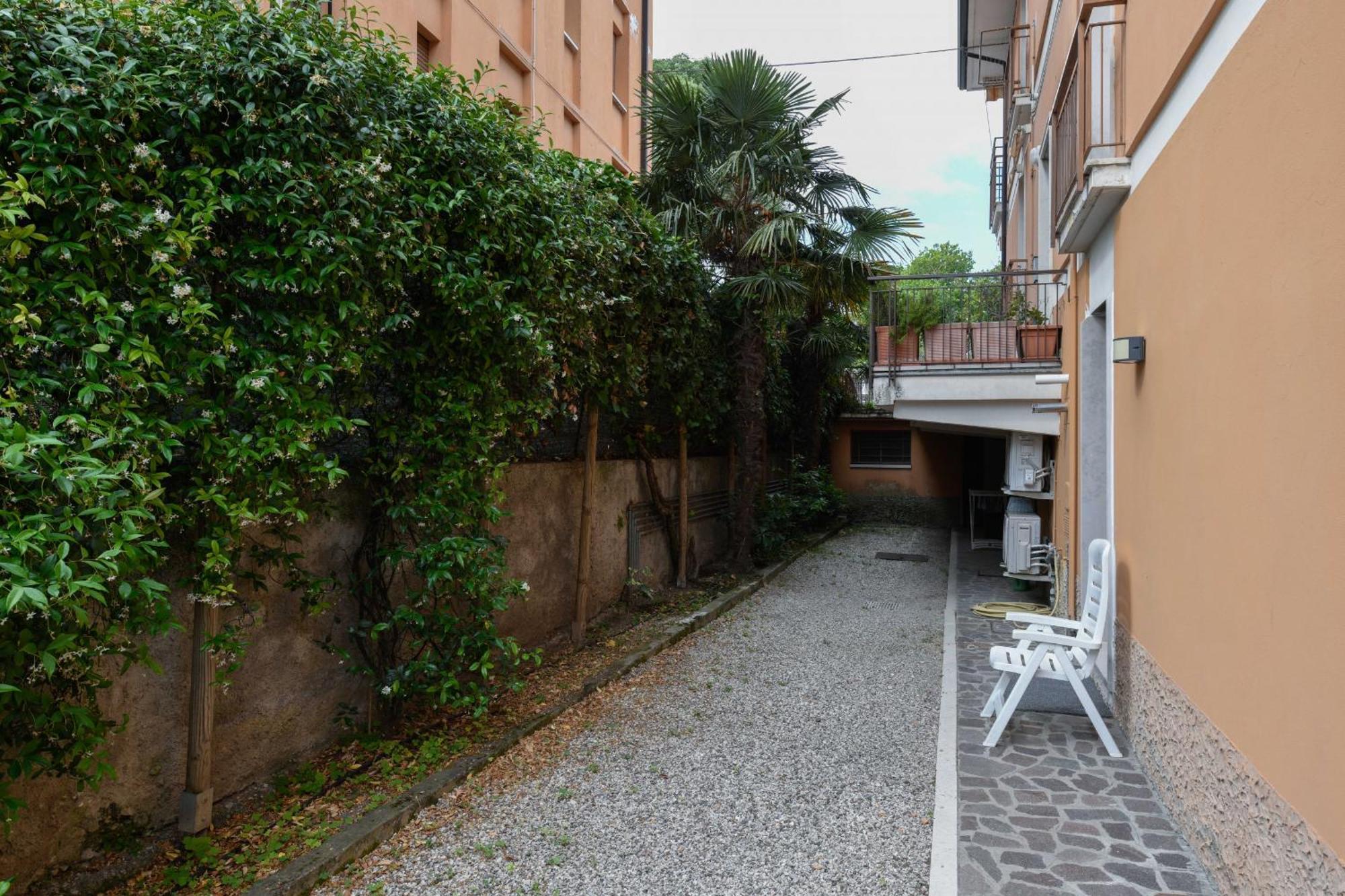 Garden Apartment Bardolino Exterior foto
